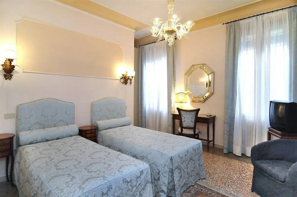 Ca Del Modena Room Only Venecia 2*,  Italia
