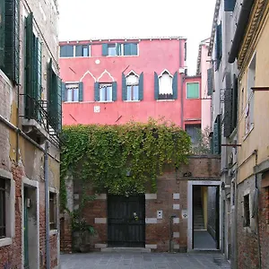 Pensión Ca' Centopietre