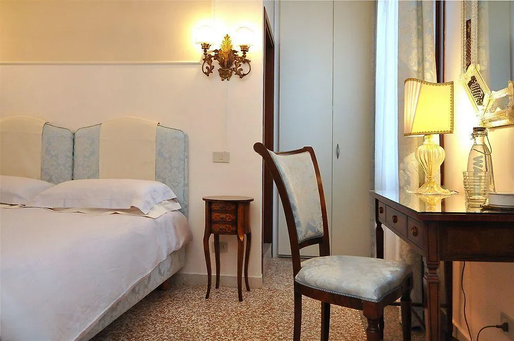 B&B Cà Del Modena Venezia Bed & Breakfast