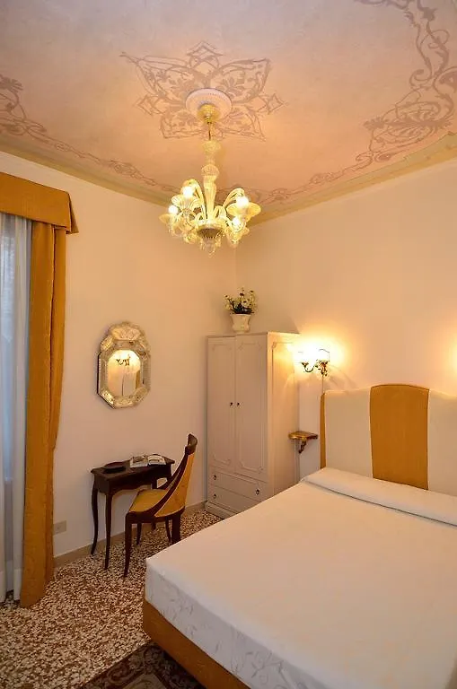 B&B Cà Del Modena Veneza Alojamento de Acomodação e Pequeno-almoço